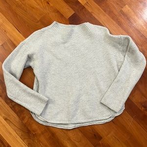 Babaton sweater